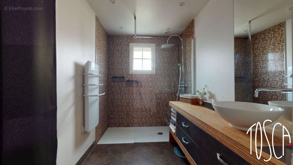 Maison à LE CHATELET-EN-BRIE