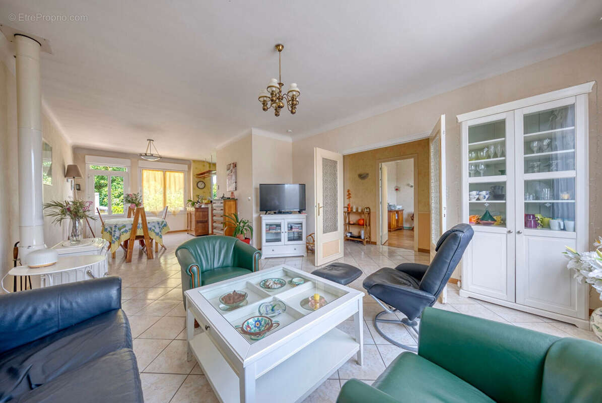 Maison à CHARTRES-DE-BRETAGNE