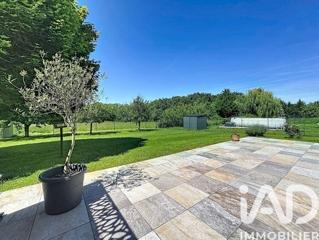 Photo 4 - Maison à VENOY