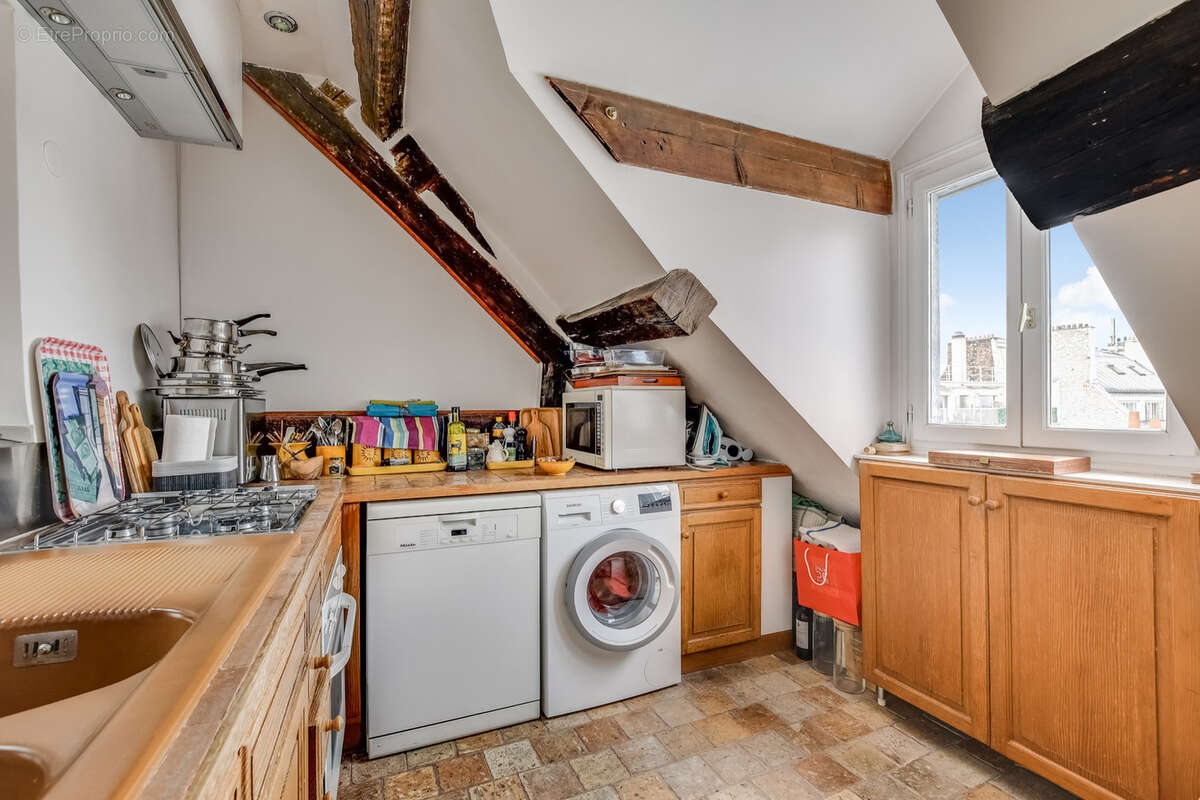 Appartement à PARIS-2E