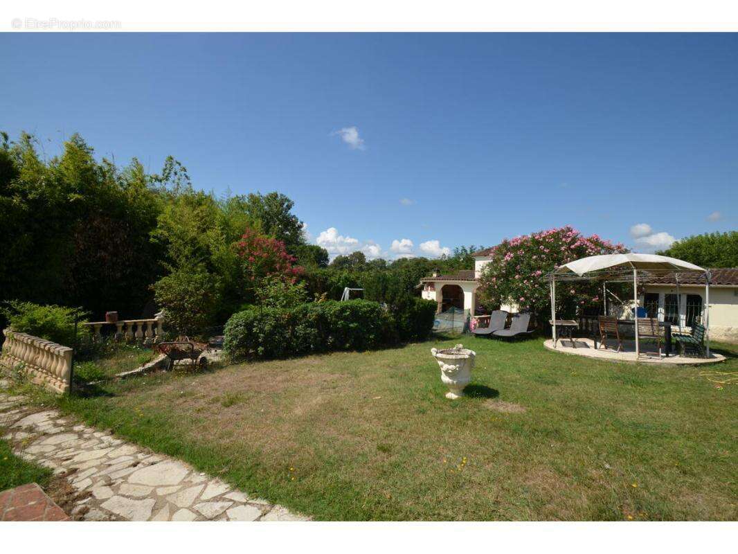 Maison 252 m² à Prigonrieux  - photo 22