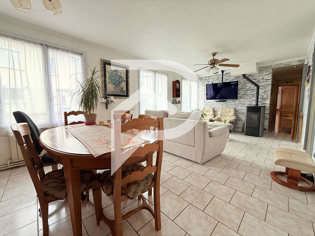 Maison à MONTATAIRE