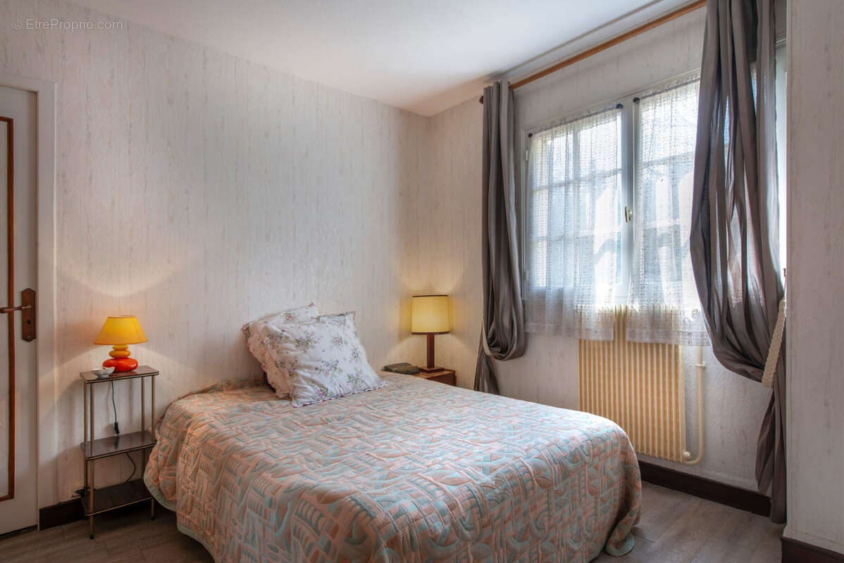 Maison à MONTEREAU-FAULT-YONNE