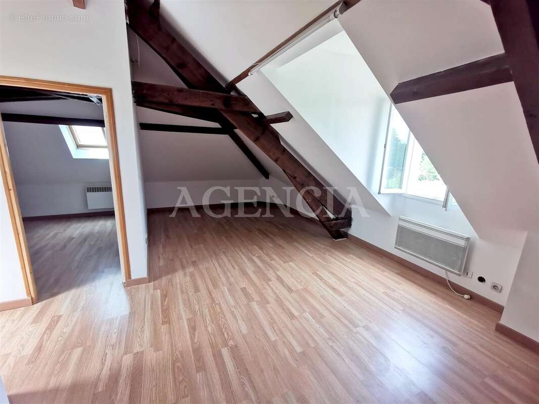 Appartement à GRETZ-ARMAINVILLIERS