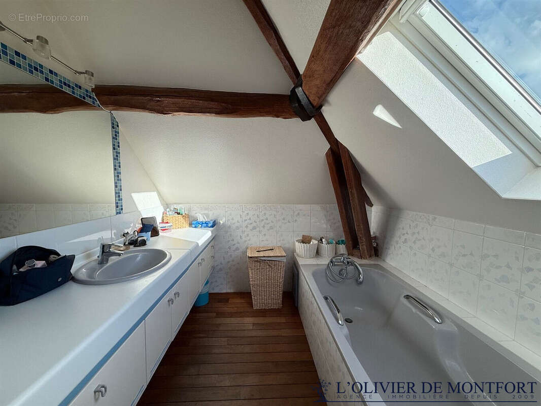 Maison à MONTFORT-L&#039;AMAURY