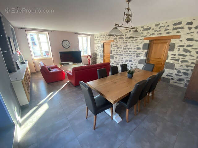 Maison à SAINT-IGNAT