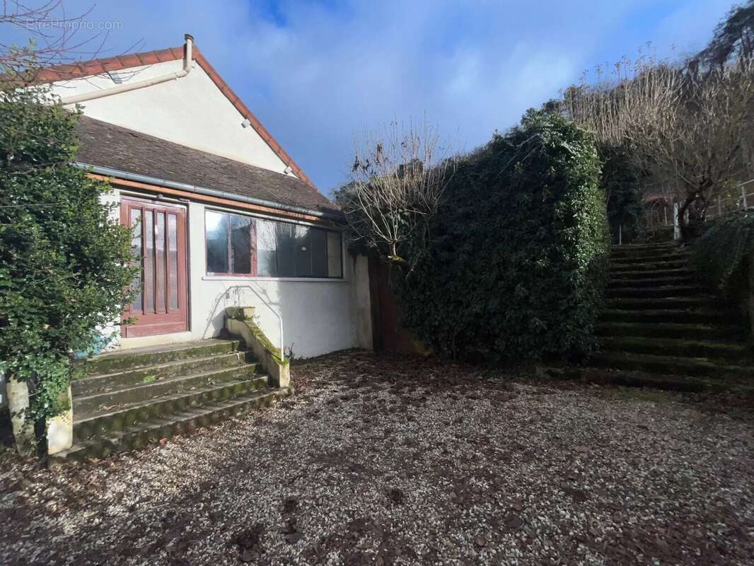 Maison à SAINT-VICTOR-SUR-OUCHE