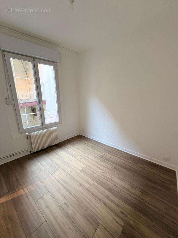 Lons-le-Saunier Centre ? Appartement 61 m² avec grenier aménageable de 30 m² - photo 6