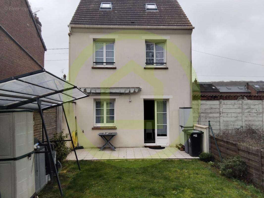 Maison à SAINT-JUST-EN-CHAUSSEE