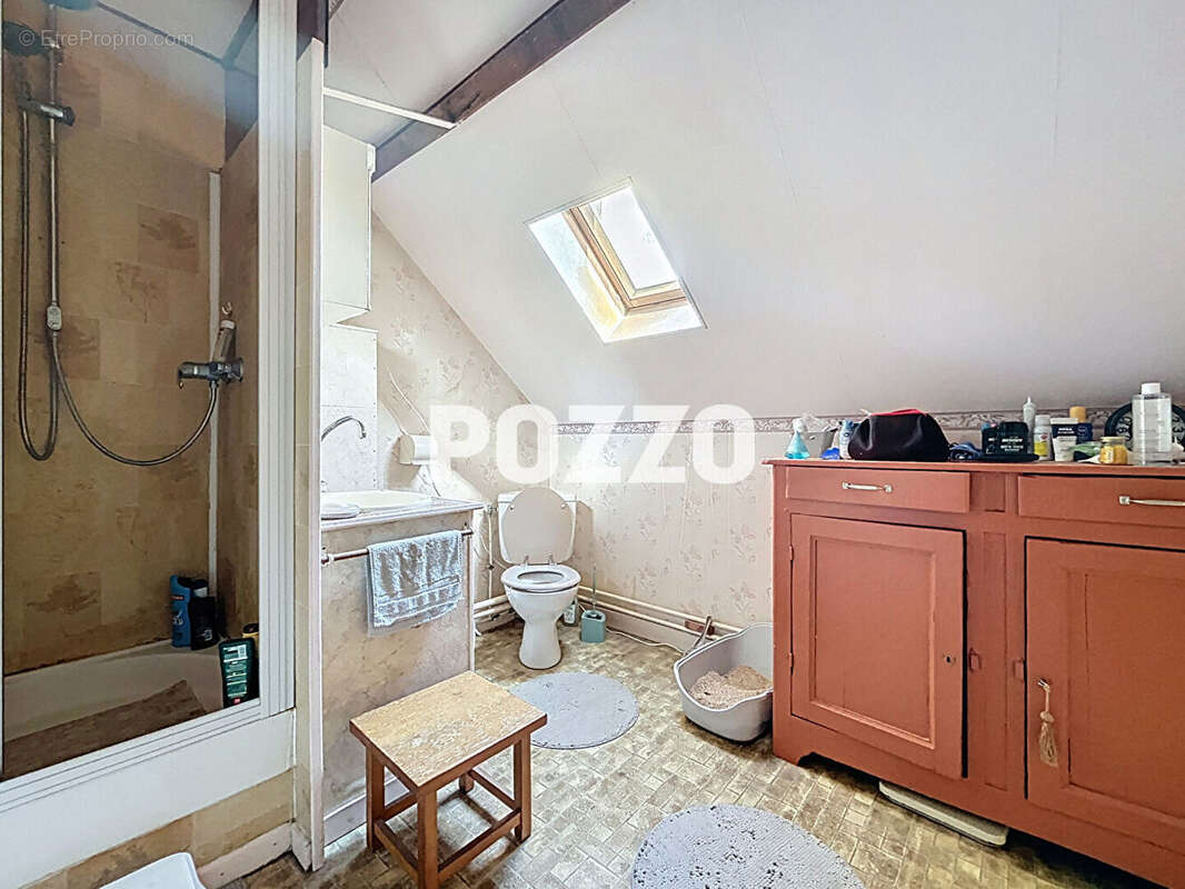 Maison à CHERENCE-LE-HERON