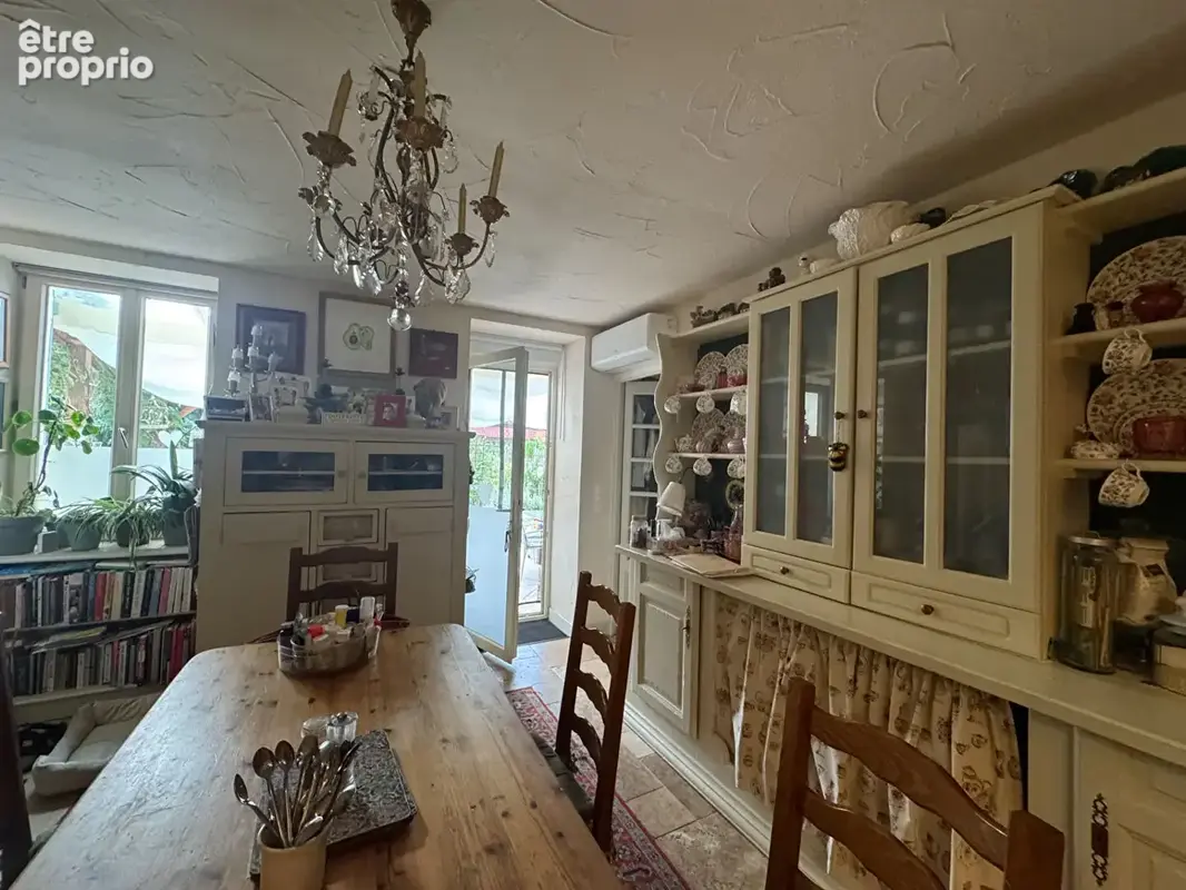 Maison rénovée de 115 m² avec jardin arboré et belle vue ? Laval-de-Cère - photo 5
