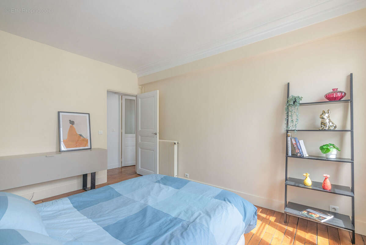 Appartement à PARIS-10E
