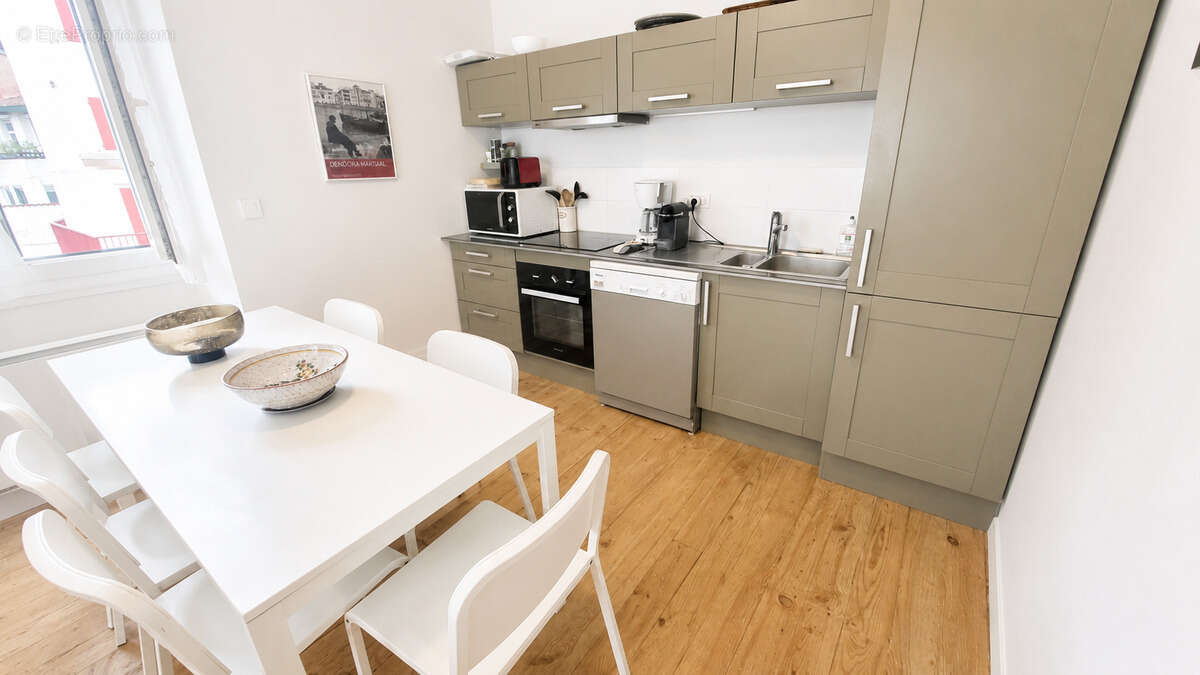 Appartement 56 m² à Saint-Jean-De-Luz  - photo 3