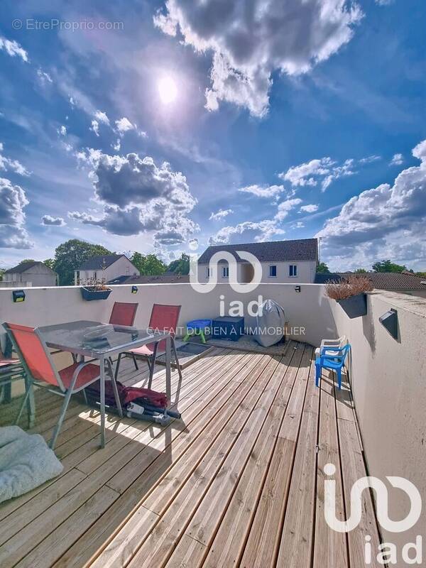 Photo 1 - Appartement à SAVIGNY-LE-TEMPLE