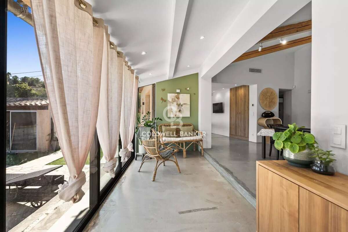 Maison à PEYMEINADE