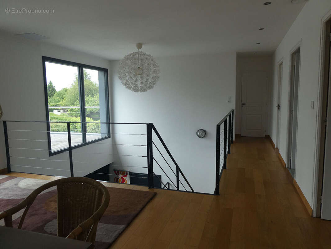 Maison Pont L Eveque 204.42 M², terrain 4300 M², 4ch, bureau, garage 2 voitures - photo 13