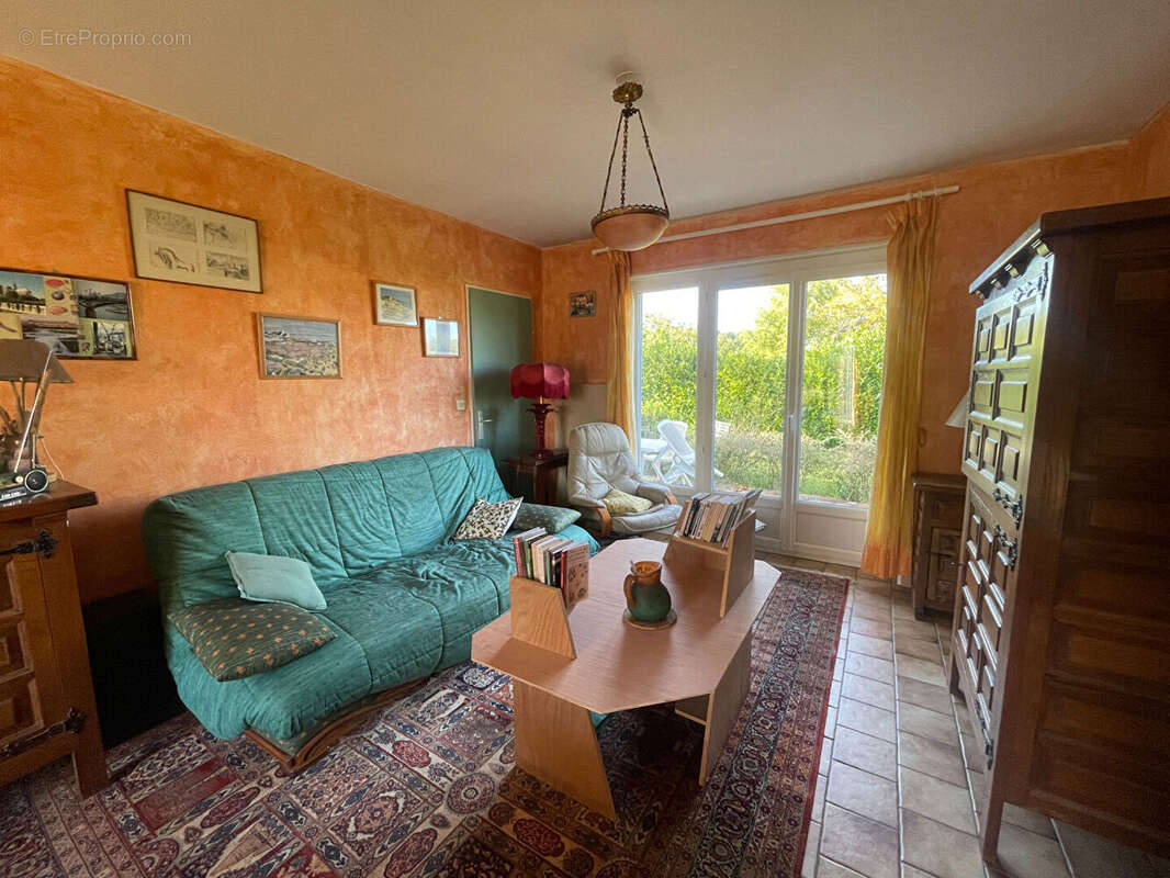 Maison à SAINT-ARNOULT-EN-YVELINES