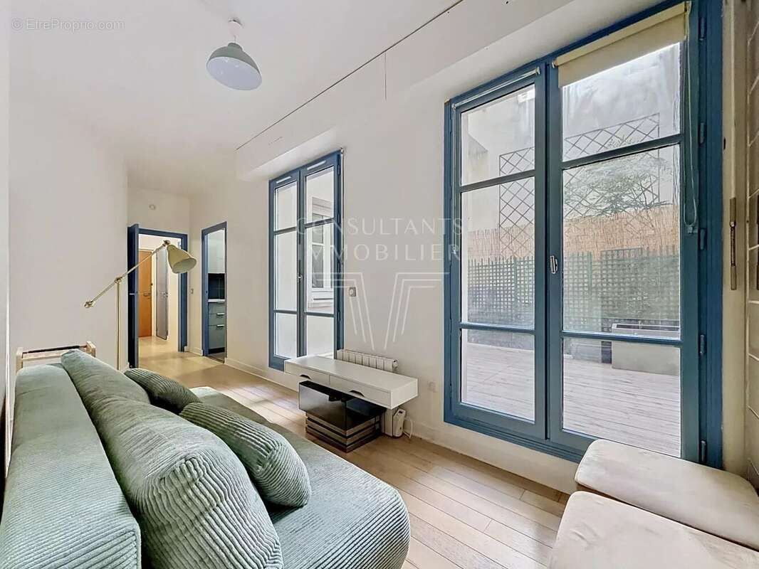 Appartement à PARIS-9E