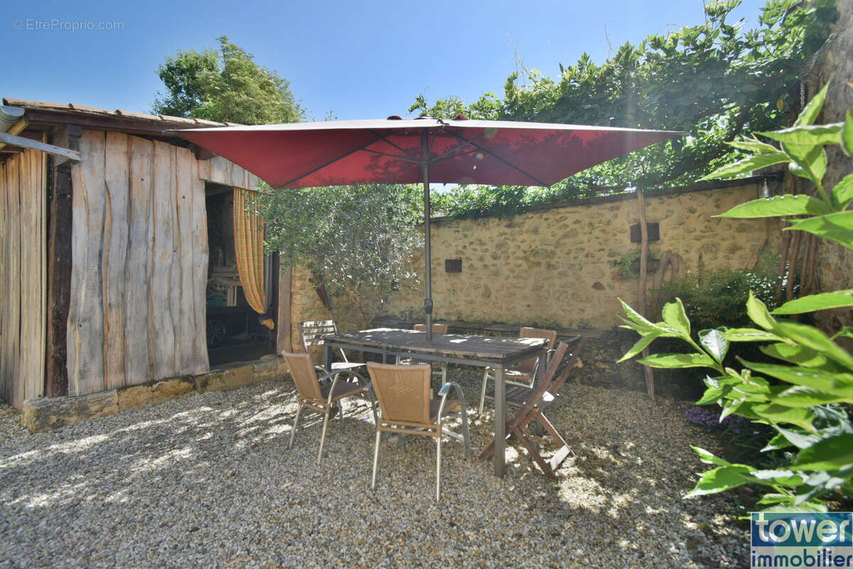 Proche Bergerac, Maison de charme rénovée de 125m2 avec piscine - photo 20