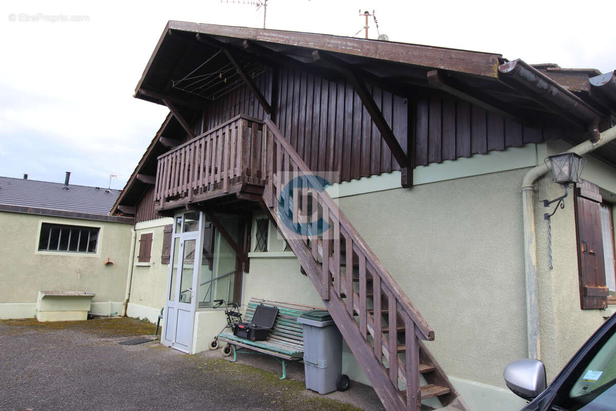 Appartement à SAINT-PIERRE-EN-FAUCIGNY