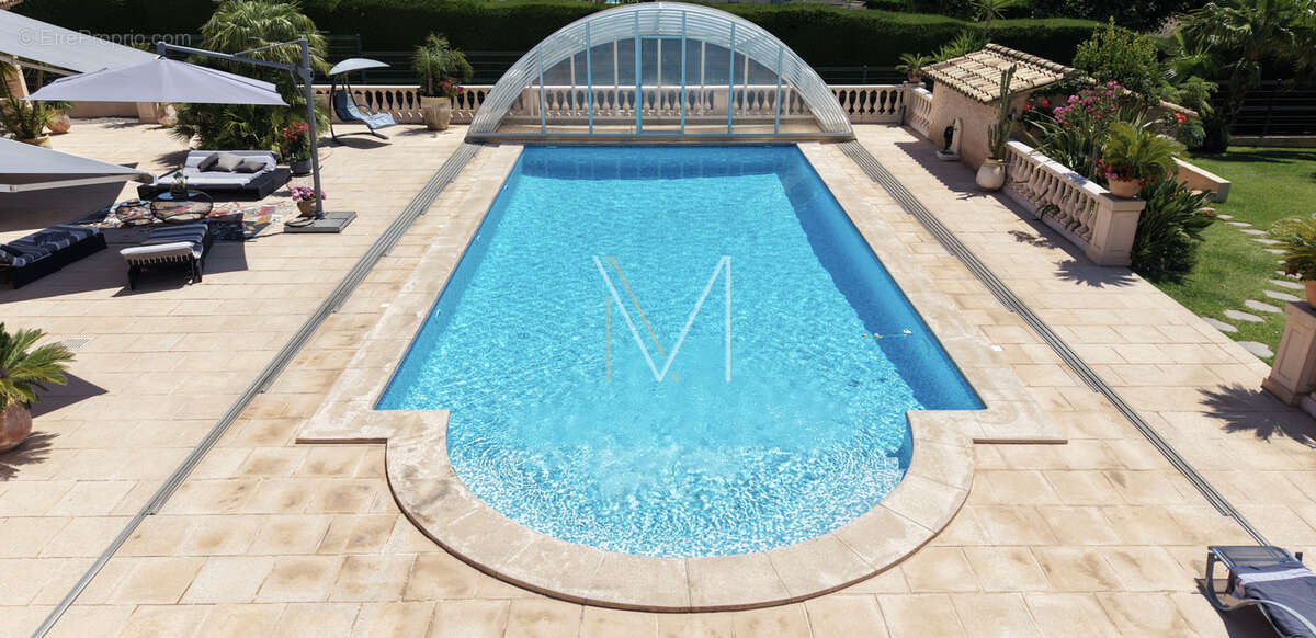 Maison à PLAN-DE-LA-TOUR