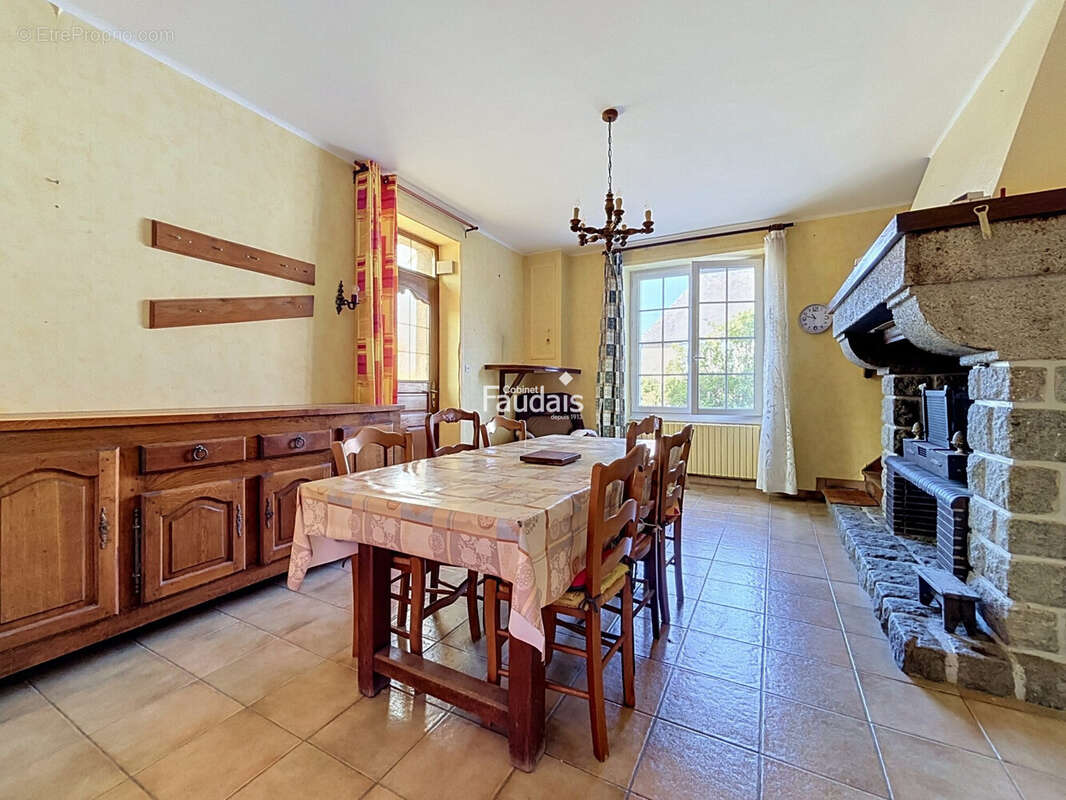 Maison 93 m² à Le Mesnil-Amey  - photo 4
