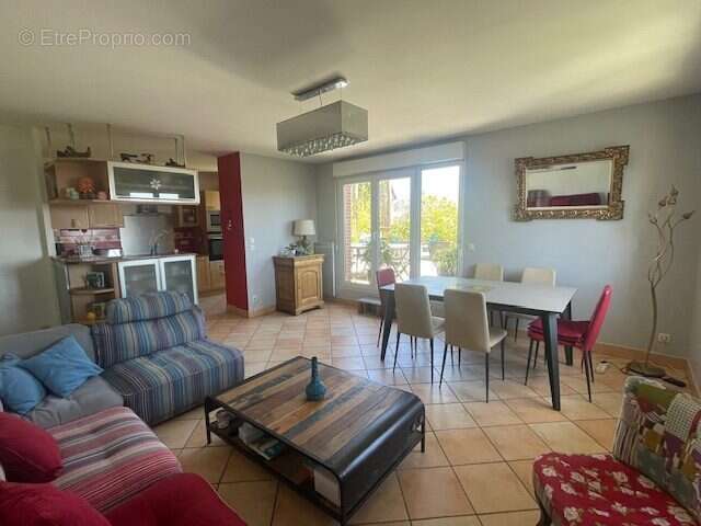 Appartement à LE BLANC-MESNIL