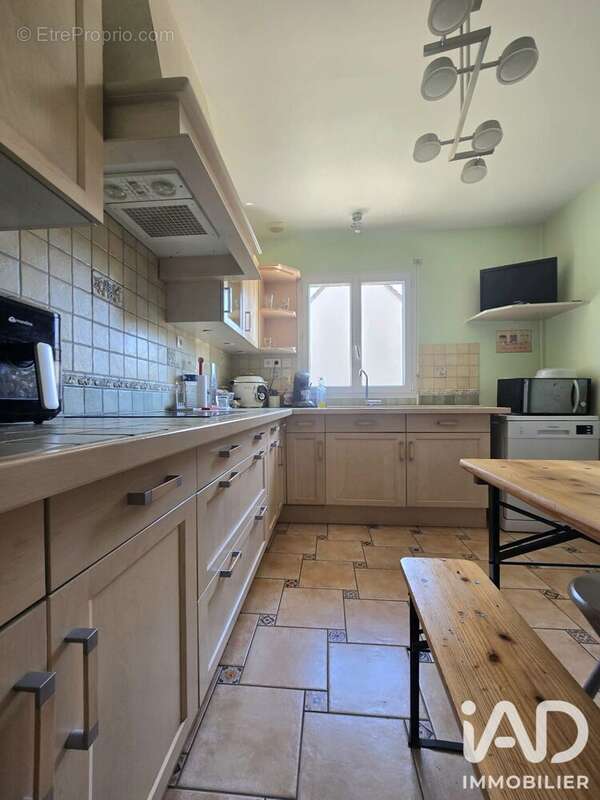 Maison 161 m² à Saint-Maclou  - photo 5