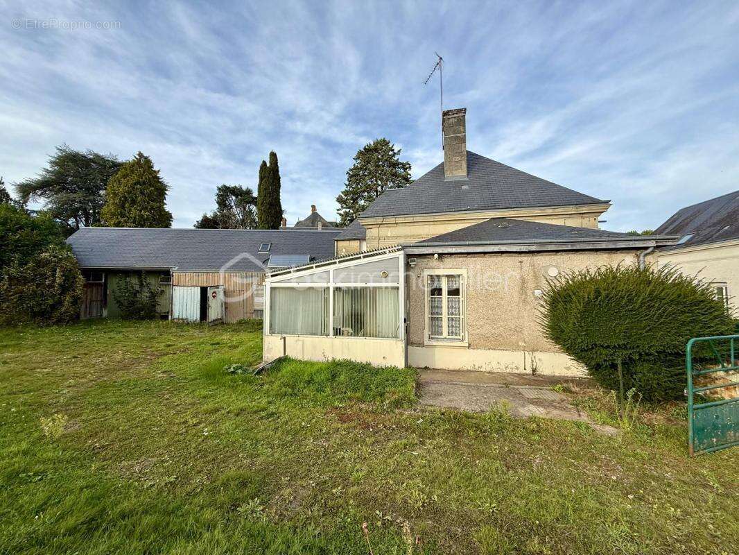 Maison à SAINT-PATERNE-RACAN