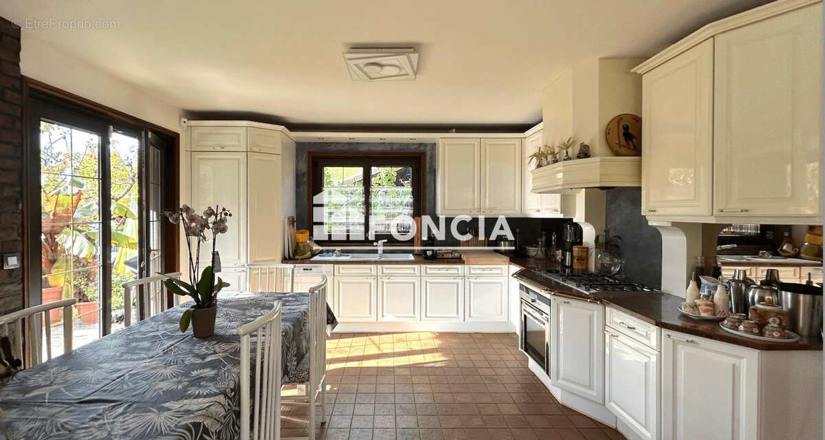 Maison à BONS-EN-CHABLAIS