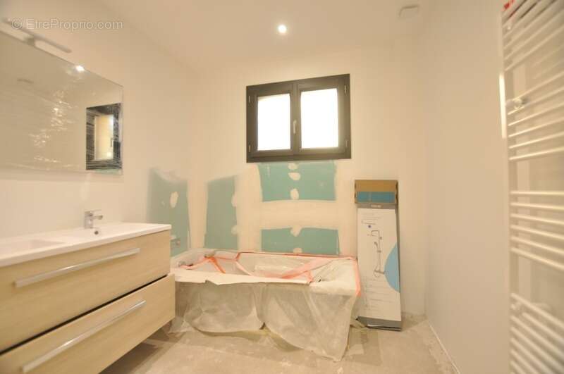 Maison à BEAUREPAIRE