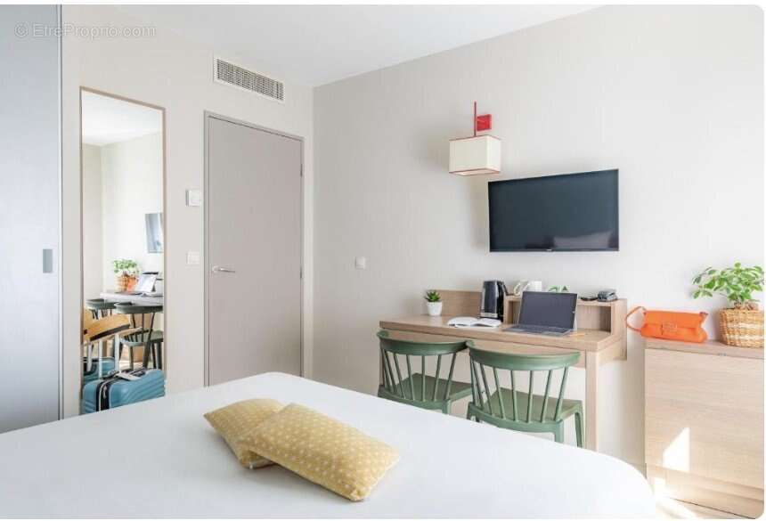 INVESTISSEMENT LOCATIF  VALENCE  Résidence d'Affaires Appart'City Classic Valence - 5,5 % de rentabilité - photo 4