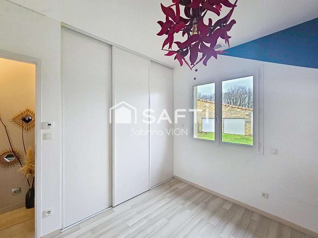 Maison 153 m² à Saint-Sardos  - photo 5