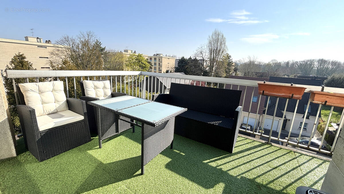 Appartement à ENGHIEN-LES-BAINS