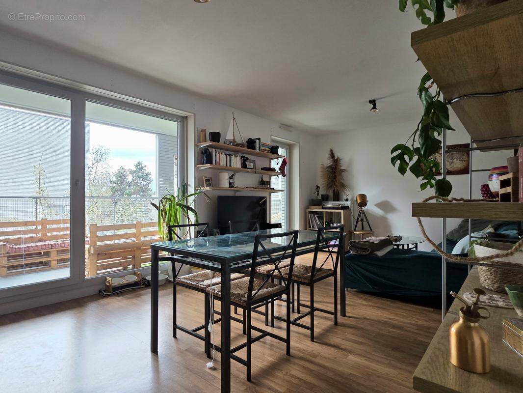 Appartement à LYON-9E
