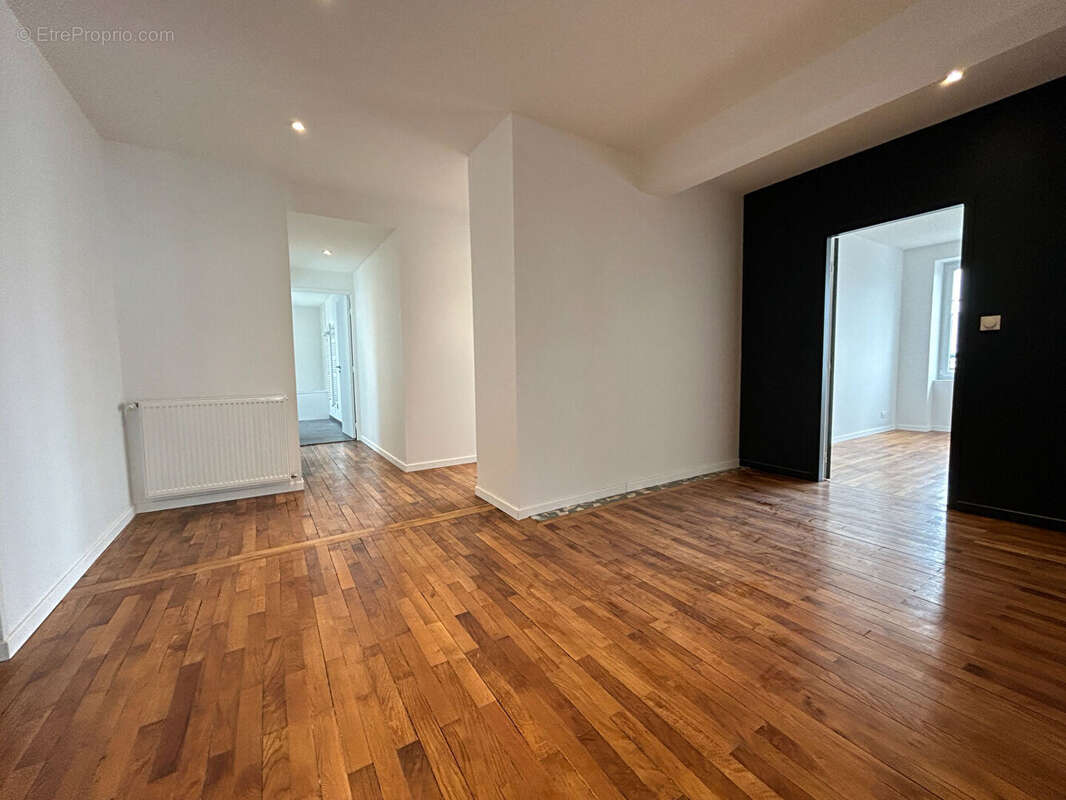 Appartement 6 pièces/ascenseur- Triangle d'Or - photo 2