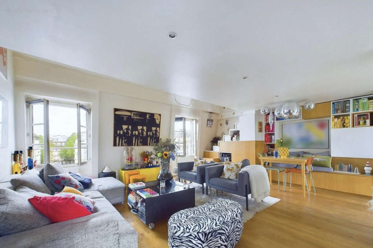 Appartement à PARIS-11E