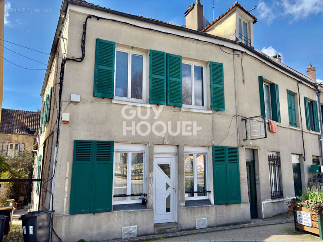 Appartement à SOISY-SUR-SEINE