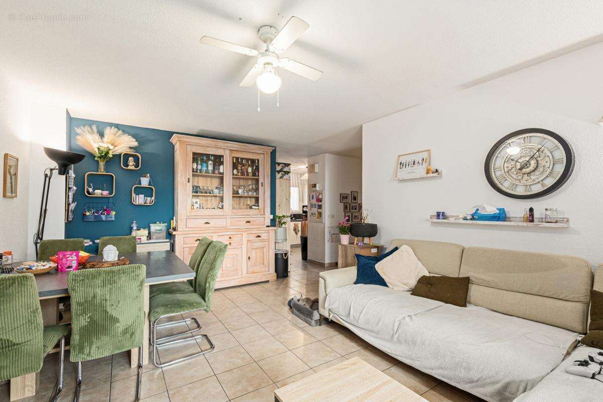 Maison à ROQUEBRUNE-SUR-ARGENS