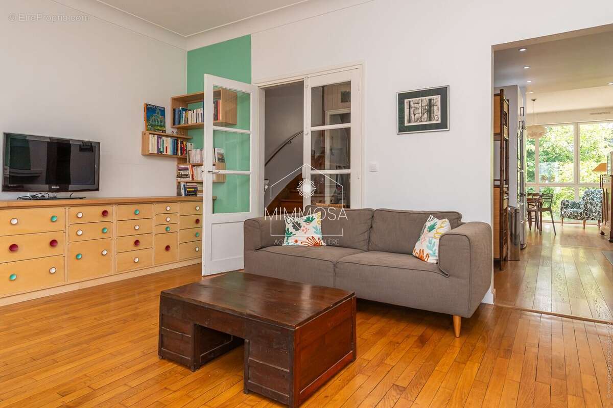 Maison 120 m² à Les Pavillons-Sous-Bois  - photo 8