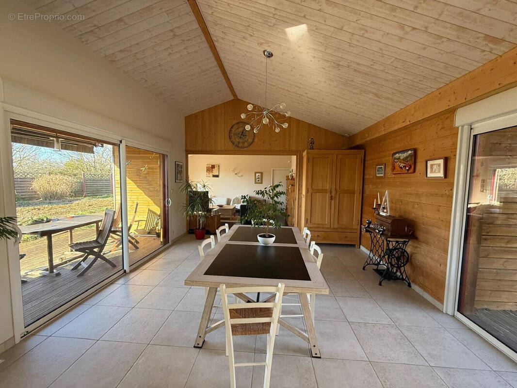 Photo 1 - Maison à BENET