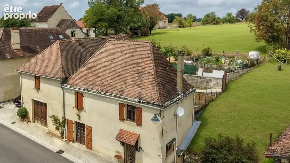 Maison à GOURDON