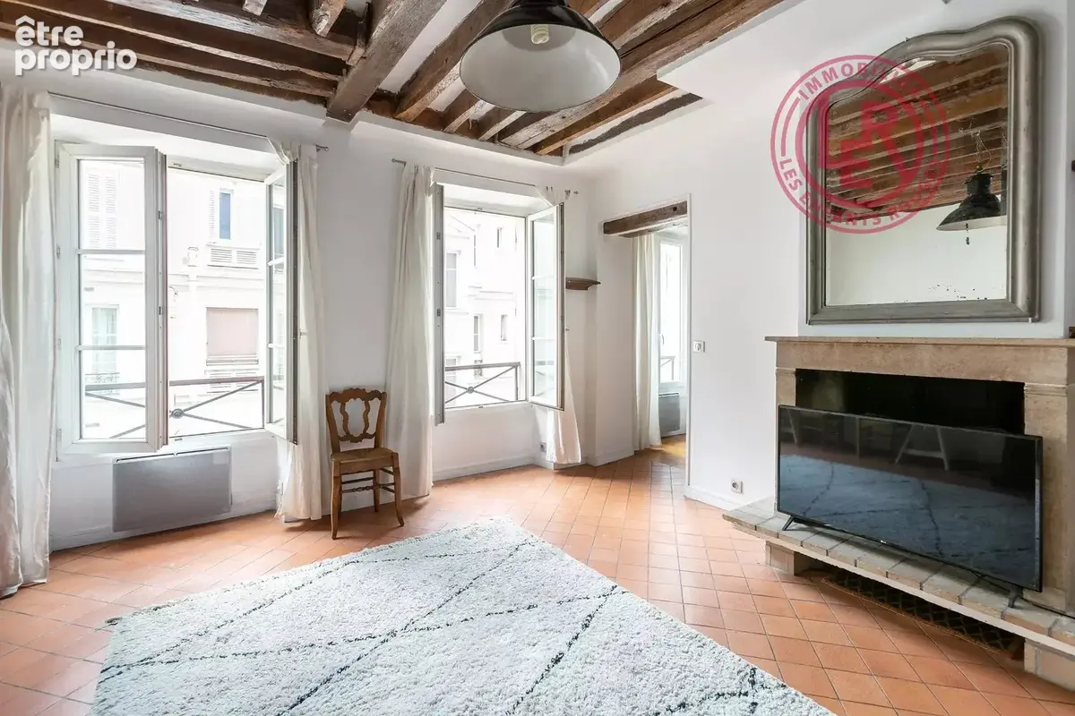 Appartement à PARIS-3E