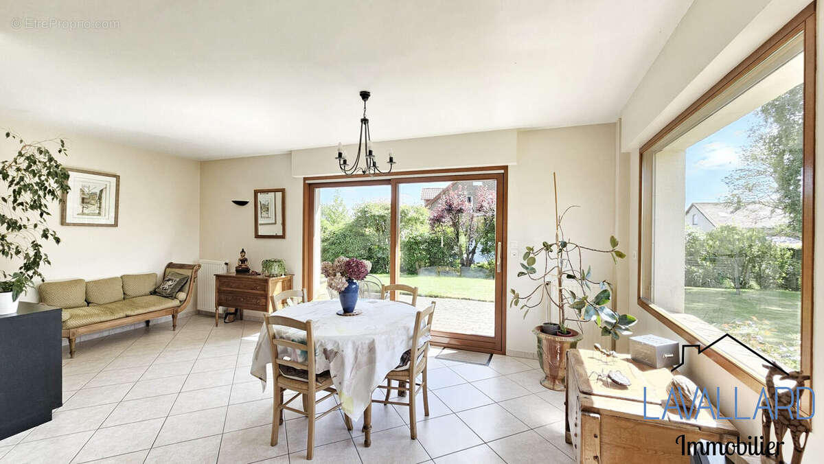 Maison à VILLERS-BOCAGE