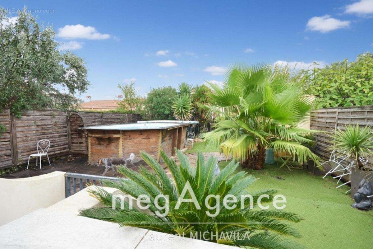 Maison à LIGNAN-SUR-ORB