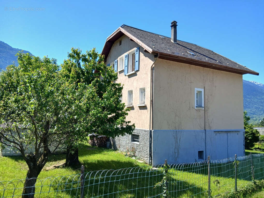 Maison à LA CHAMBRE
