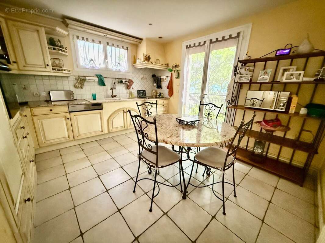Maison à COUBLEVIE