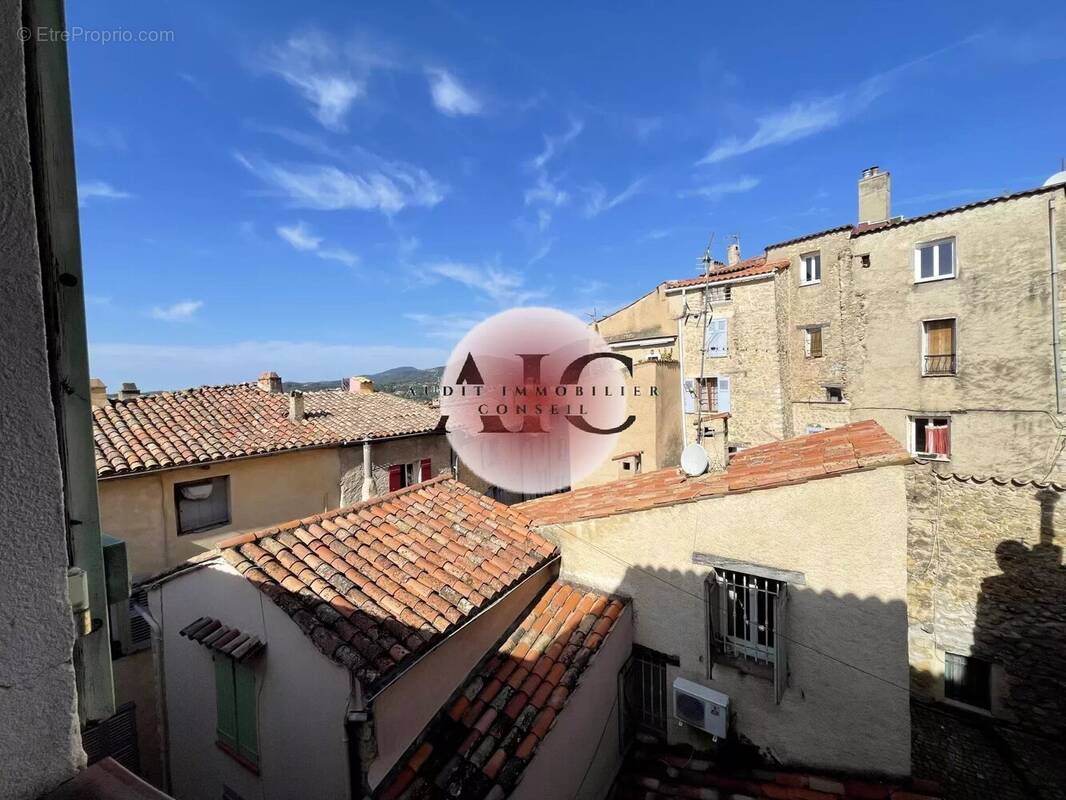 Appartement à FAYENCE