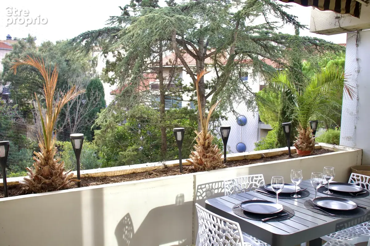 Appartement 2 pièces 50 m² à vendre à Marseille-8e (13008) - photo 2
