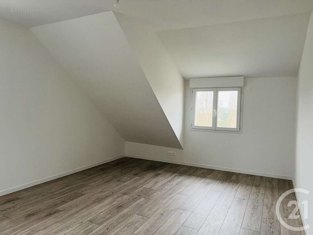 Appartement à LONGNES
